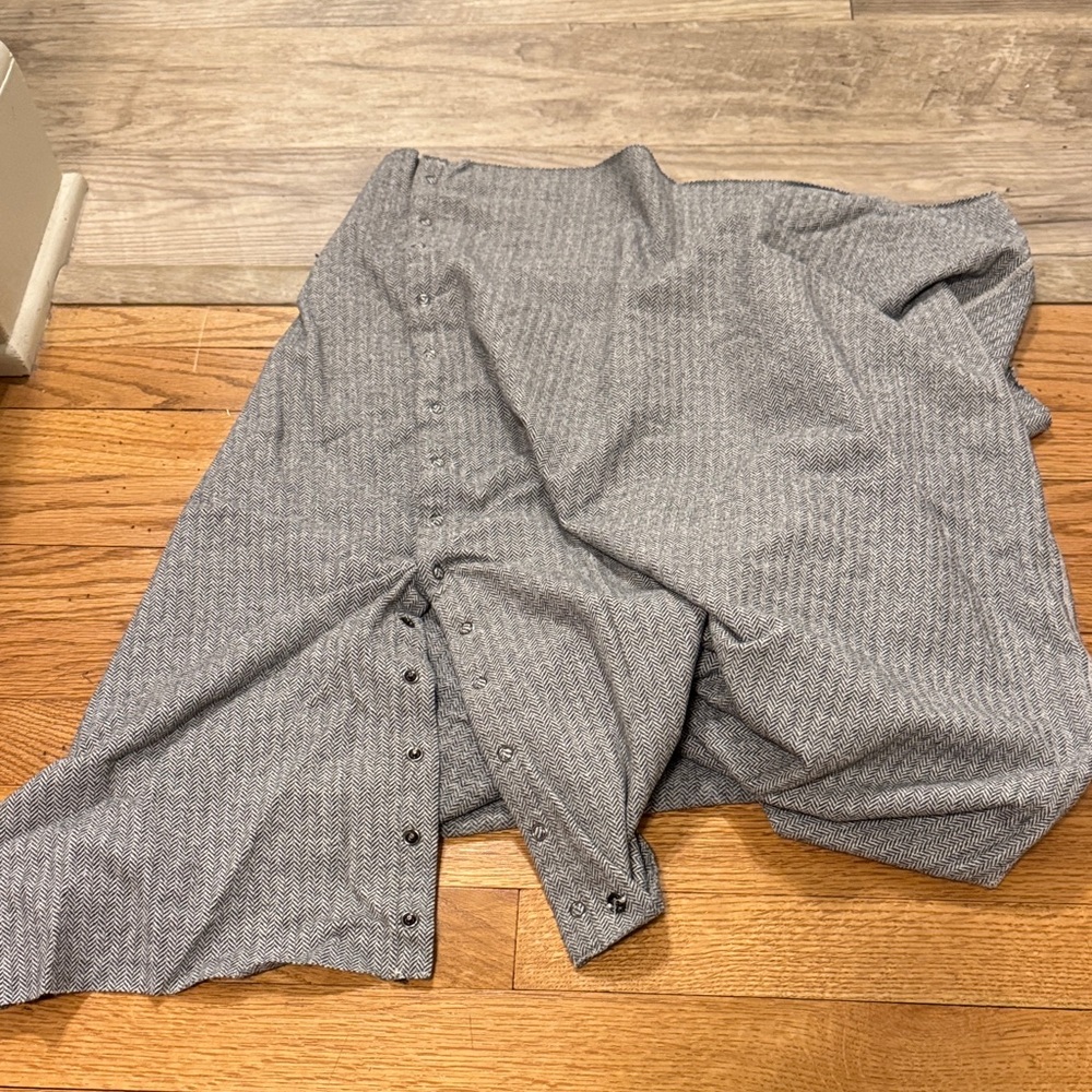Lululemon gray chevron winter vinyasa scarf